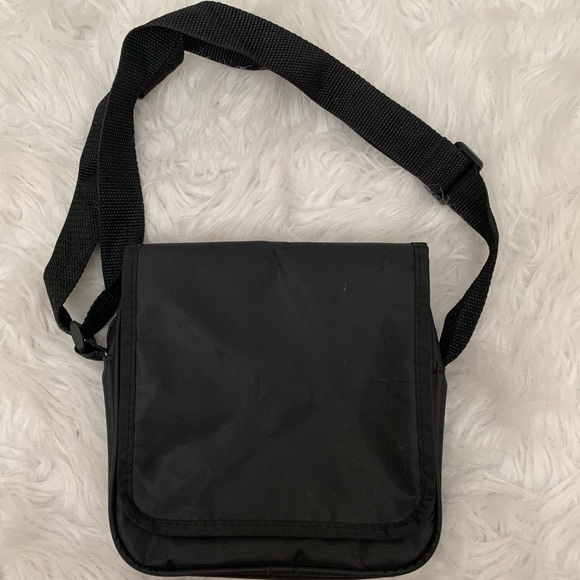 Handbags - 🌈5/$25🌈EUC zipper bag
